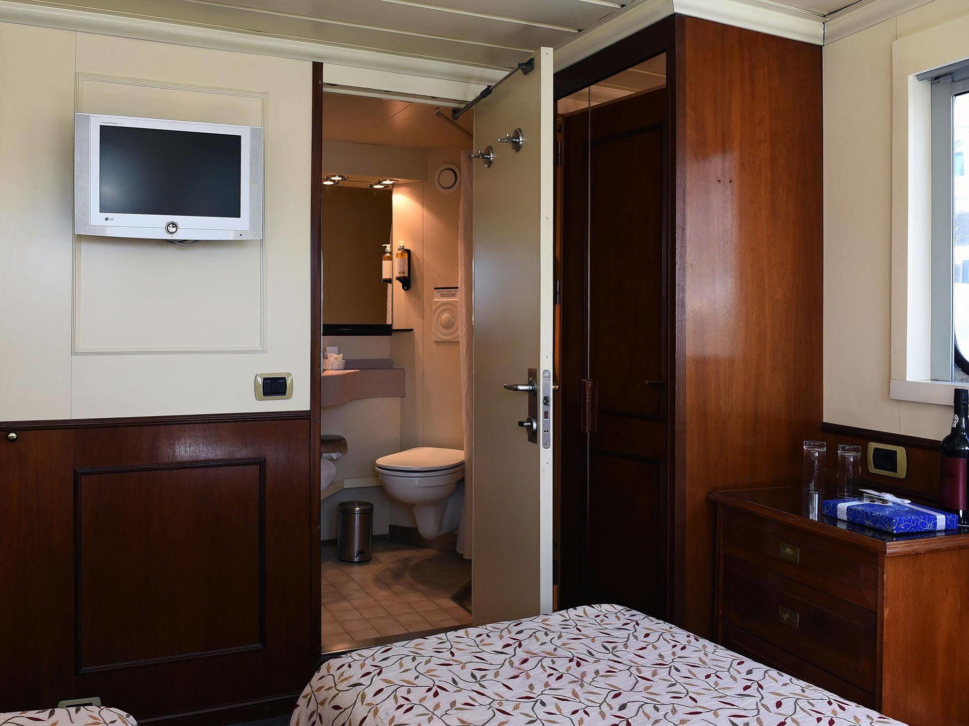 Invicta Ribeira Boat Hotel Porto Ngoại thất bức ảnh